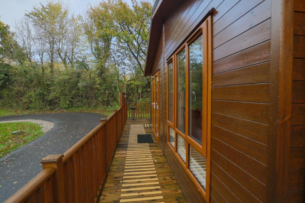Charming Copse Corner Lodge - Spa Resort - Devon Chudleigh Екстериор снимка