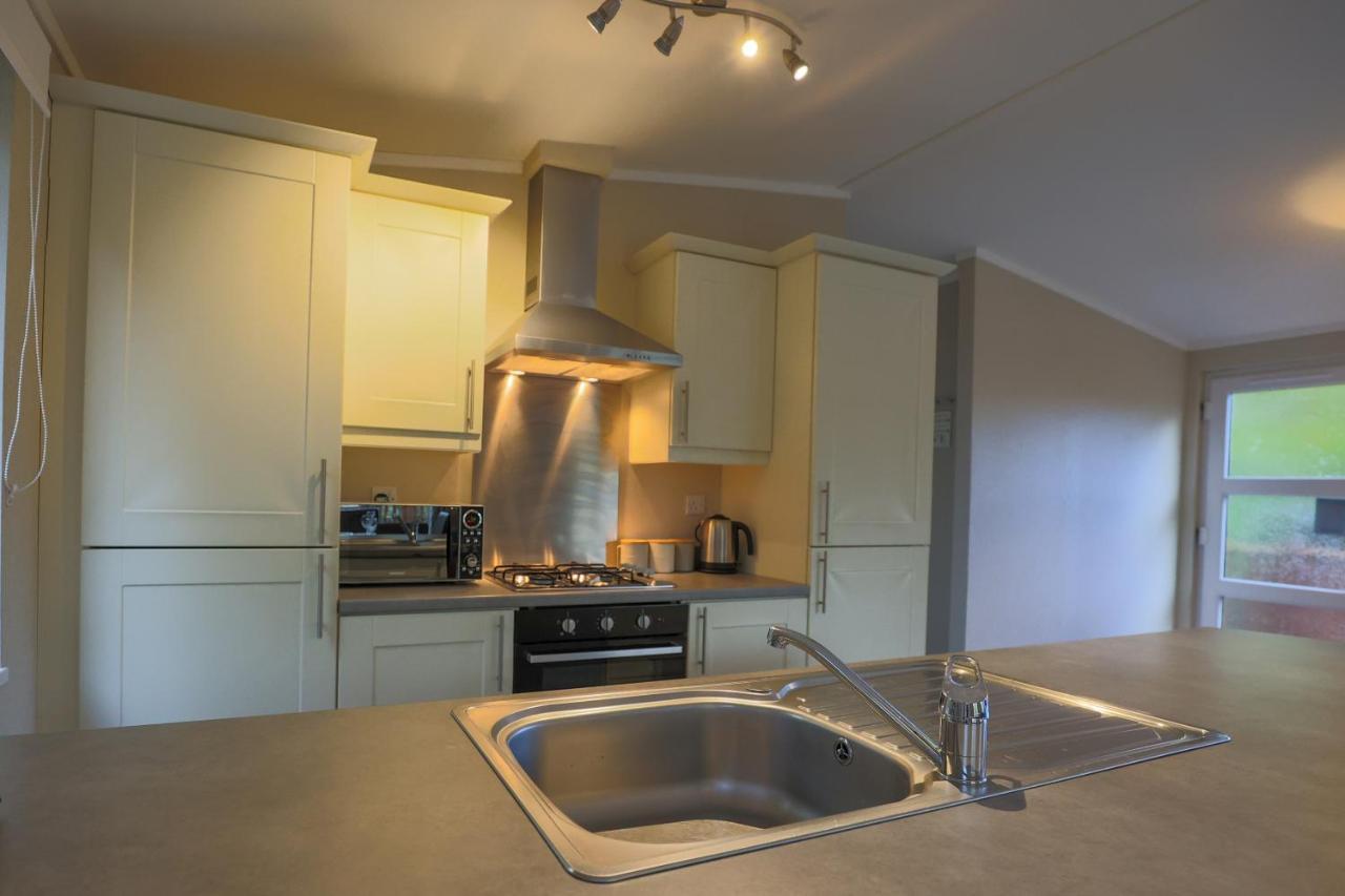 Charming Copse Corner Lodge - Spa Resort - Devon Chudleigh Екстериор снимка